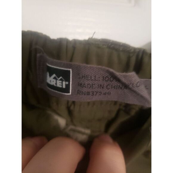 REI Olive Green Men's Flat Front Shorts - Picture 6 of 6